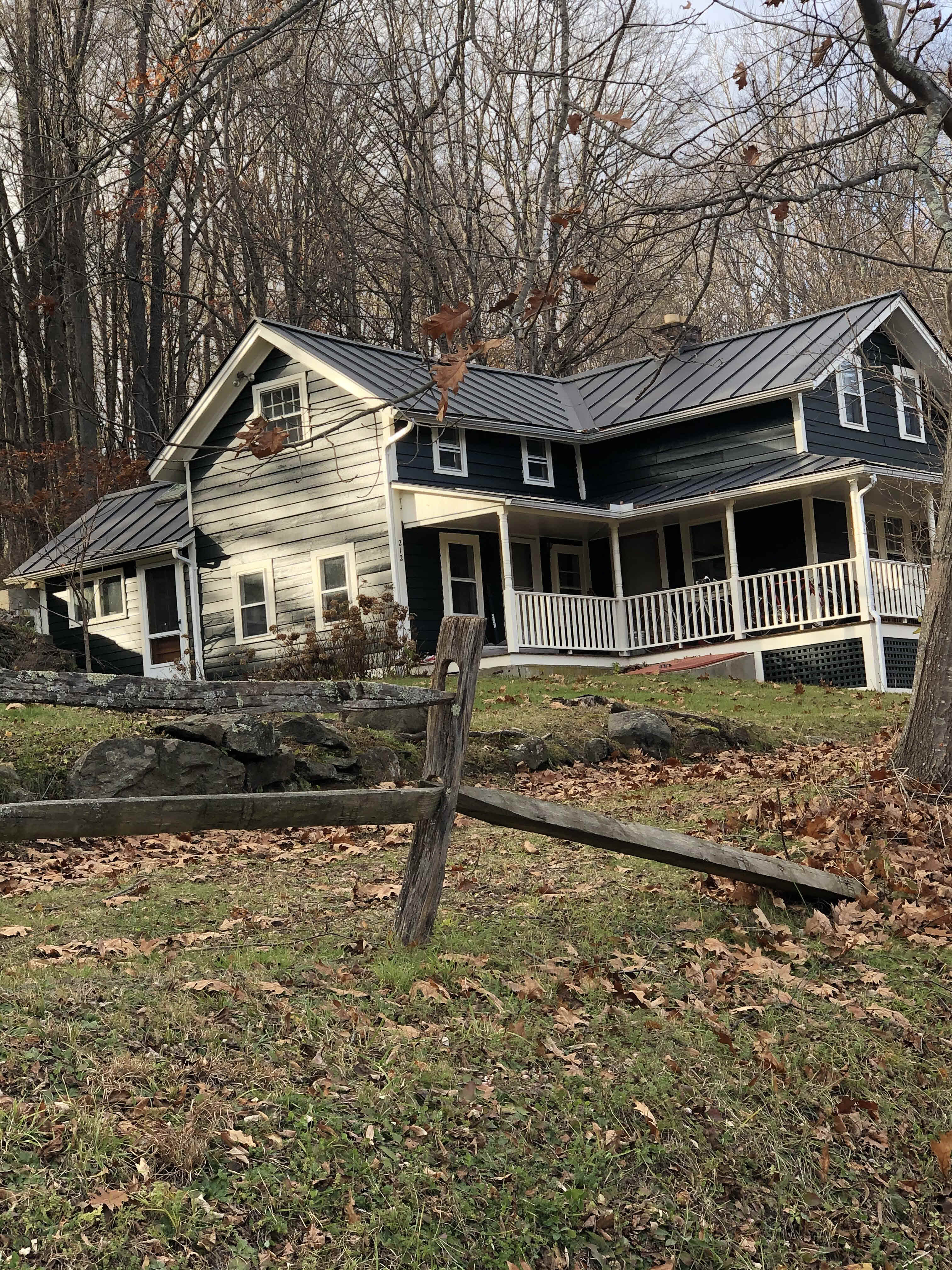 Building photograph for 212 DUGWAY ROAD